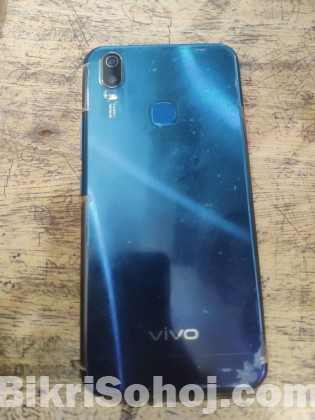 VIVO Y11